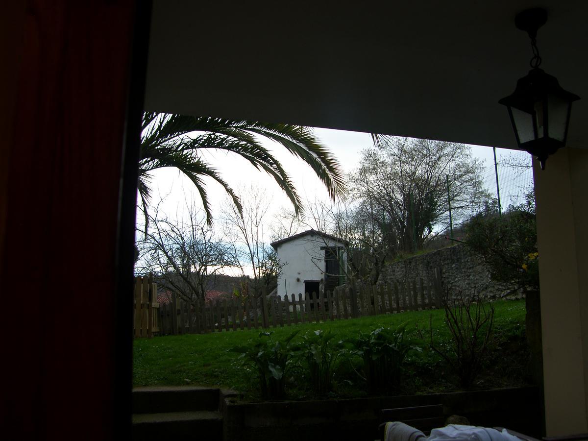 Posada El Pareon Sirviella 外观 照片
