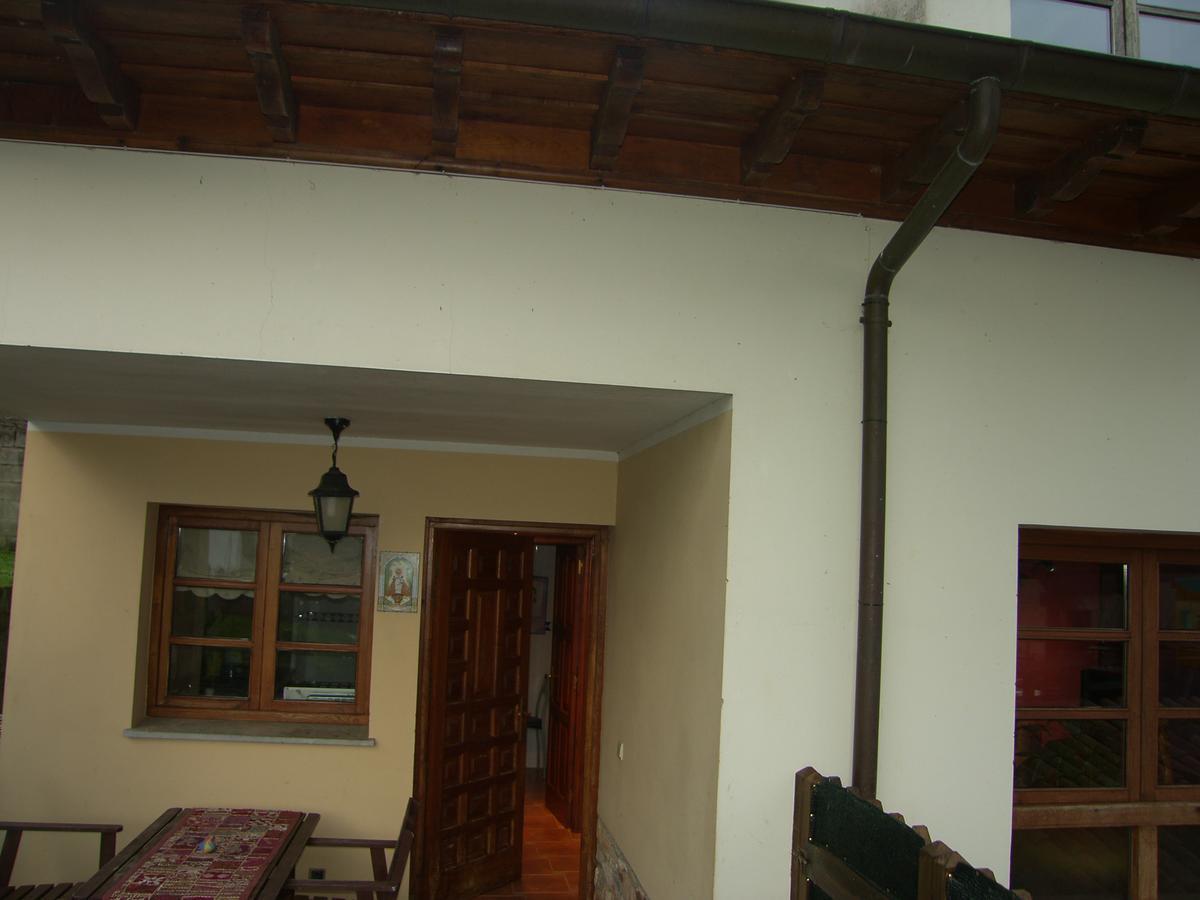 Posada El Pareon Sirviella 外观 照片