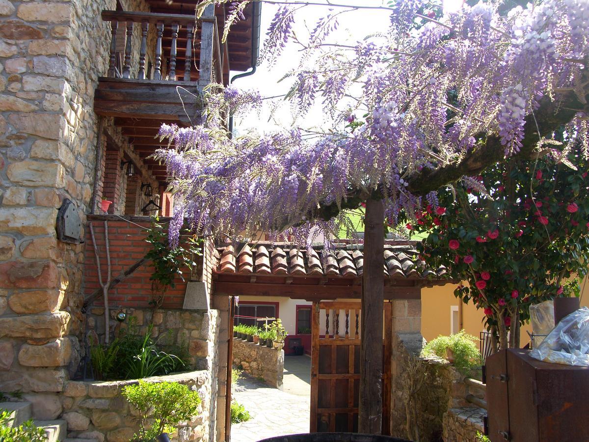 Posada El Pareon Sirviella 外观 照片