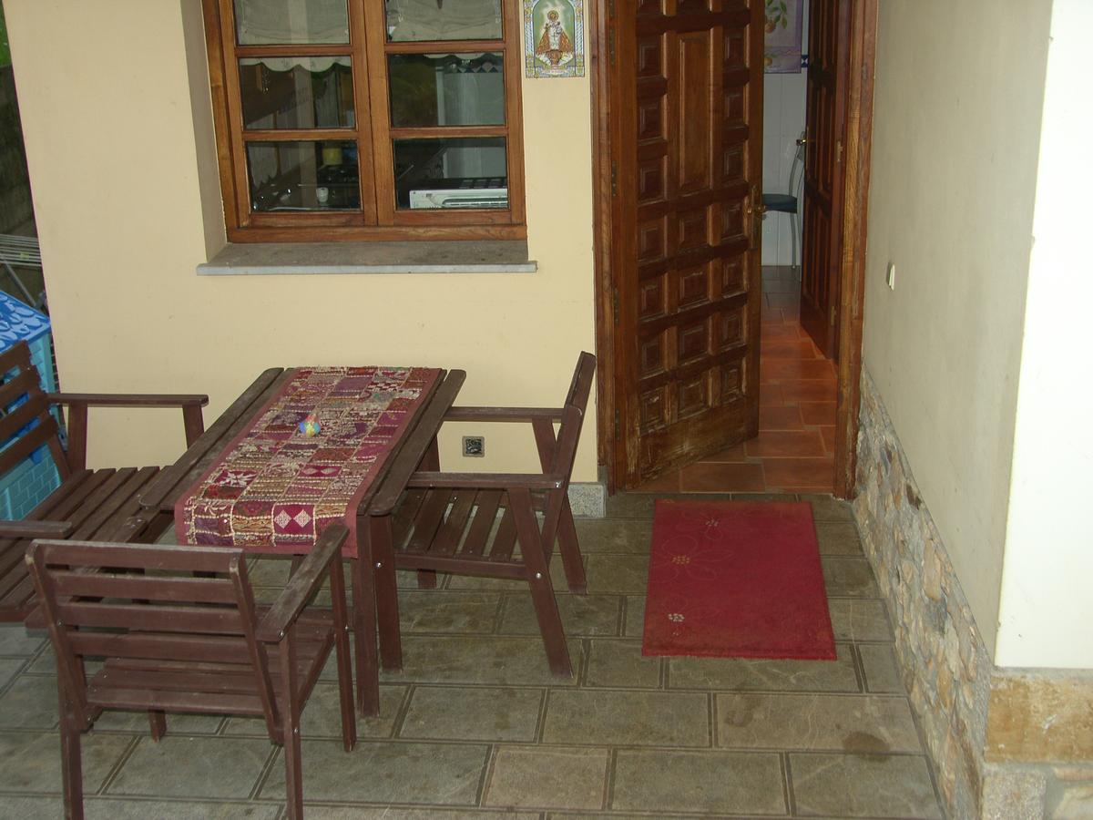 Posada El Pareon Sirviella 外观 照片