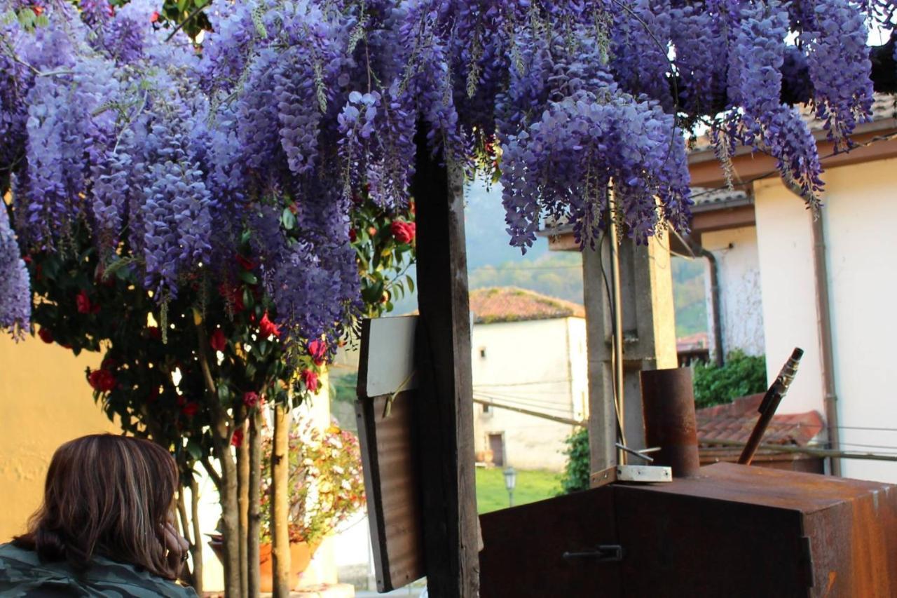 Posada El Pareon Sirviella 外观 照片